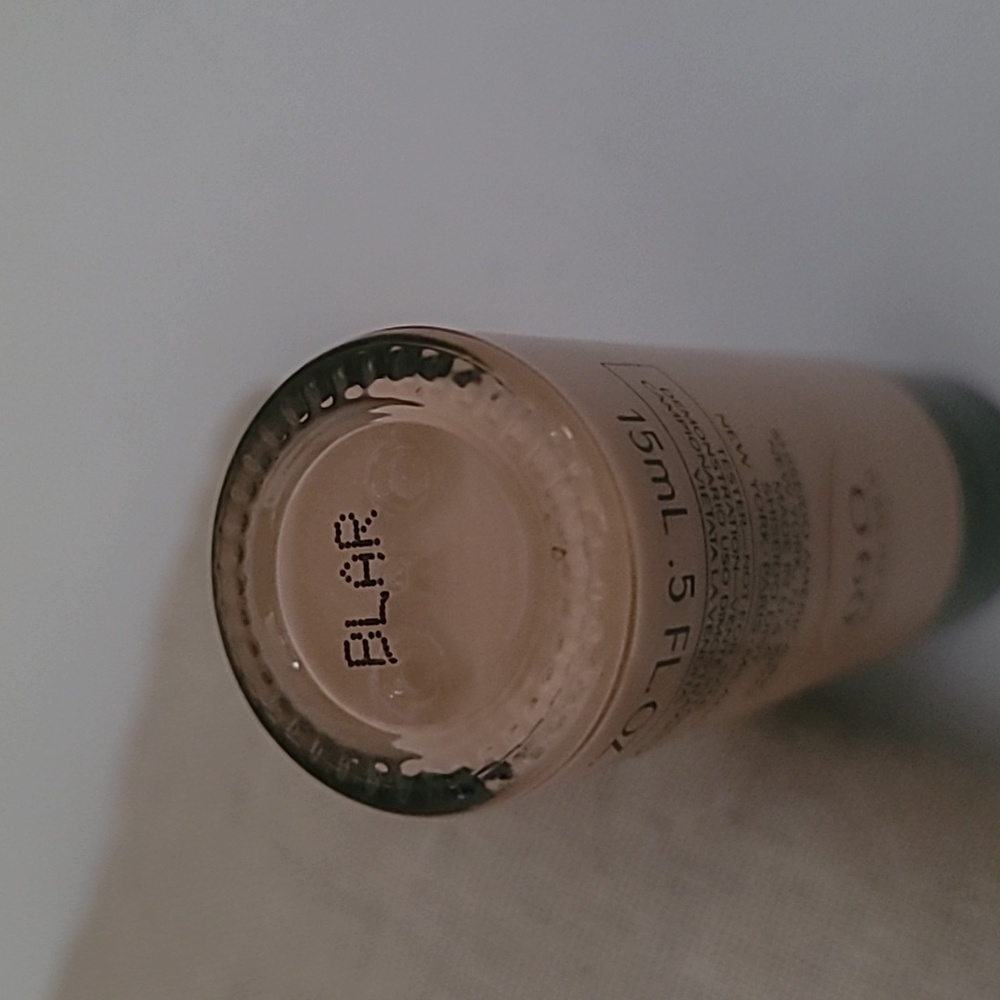 Shiseido The Makeup Dual Balancing Foundation O60 - Picture 6 of 6